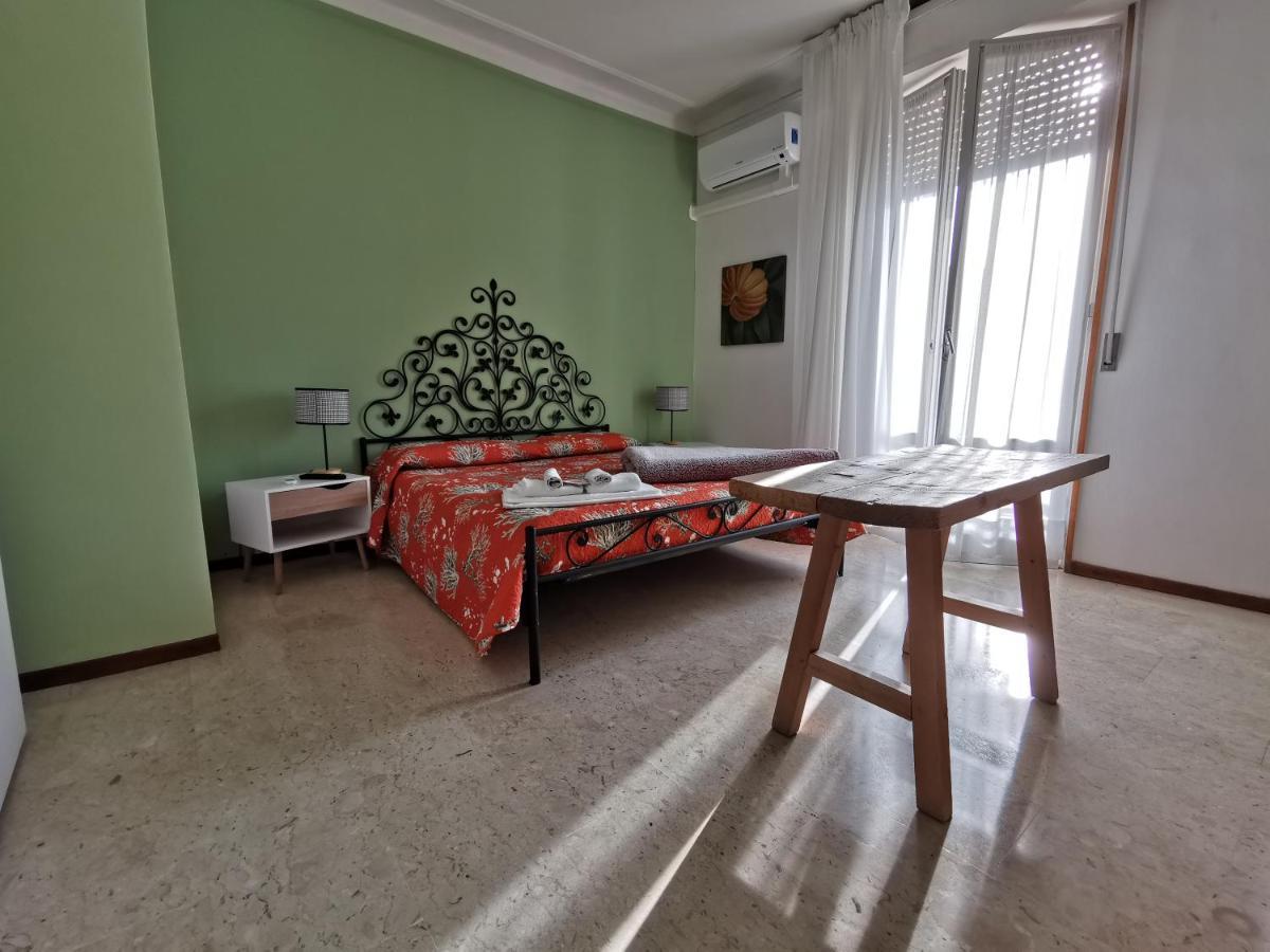 B&B Ospedale Maggiore Parma Affittacamere 外观 照片